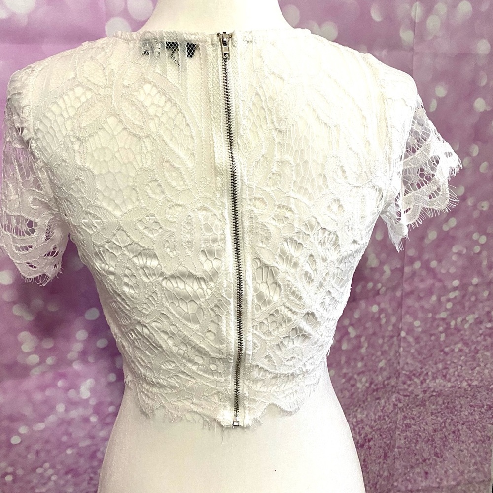 Lacey crop top, white, lined, full back zipper, NWOT - Picture 3 of 13